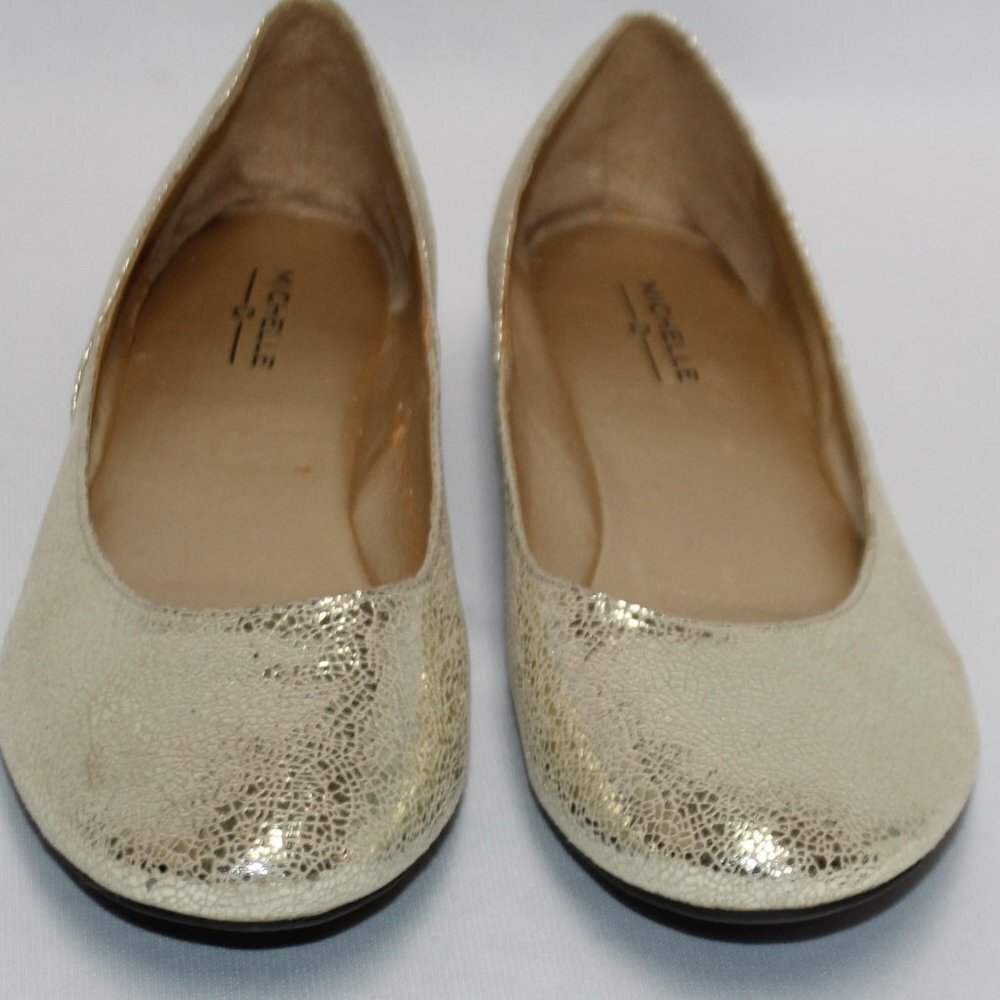 Michelle D Golden Ballet Flats - Picture 10 of 10